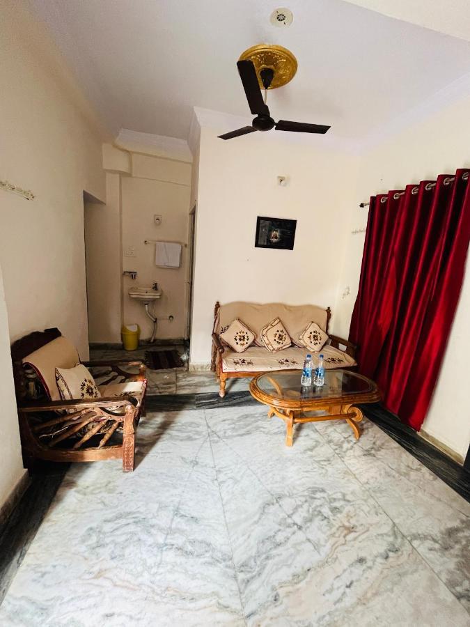 Tiwari G Home Stay Ujjain Εξωτερικό φωτογραφία