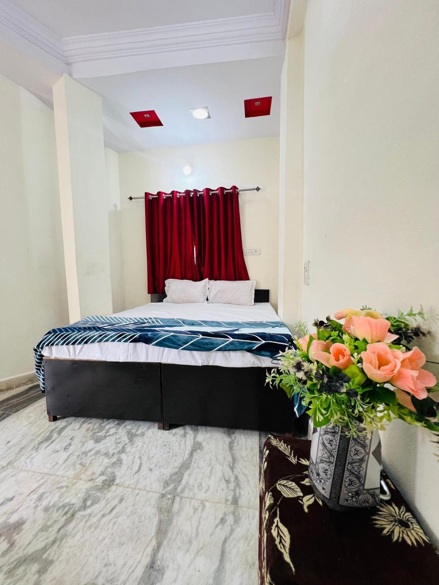 Tiwari G Home Stay Ujjain Εξωτερικό φωτογραφία
